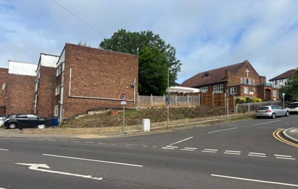 Sale: Land 46 Mays Lane, EN5
