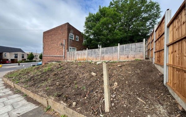 Sale: Land 46 Mays Lane, EN5