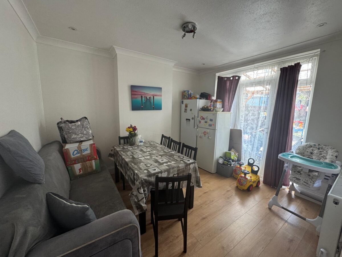 Church Drive, London, NW9 8DR