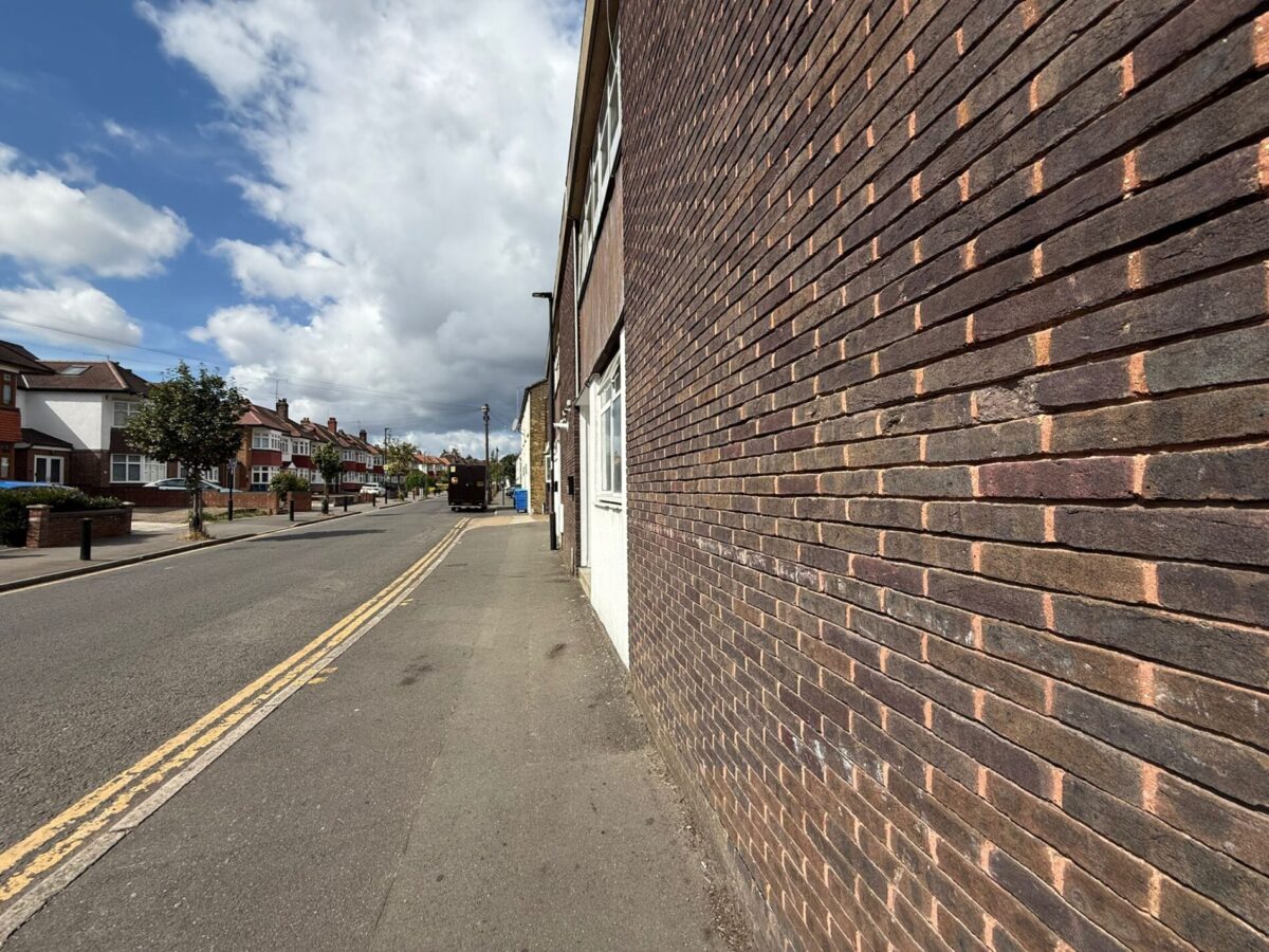 Chase Side, Southgate, N14 5BW