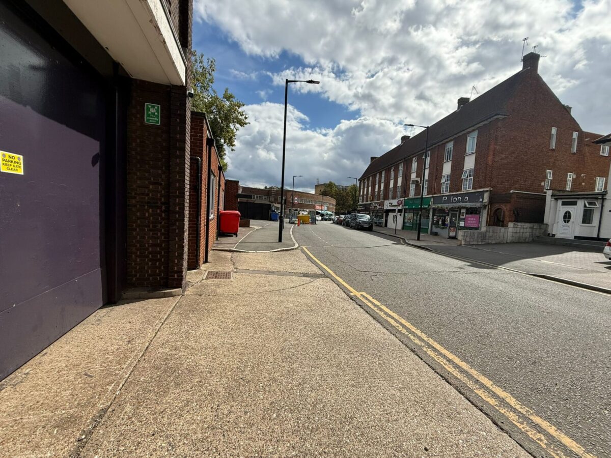 Chase Side, Southgate, N14 5BW
