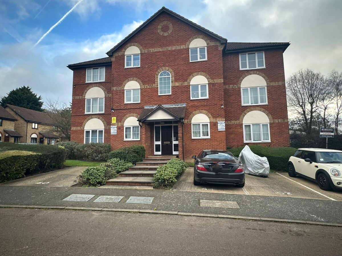 Exclusive Investment Opportunity: Portofolio of 6 Tenanted Studio Flats