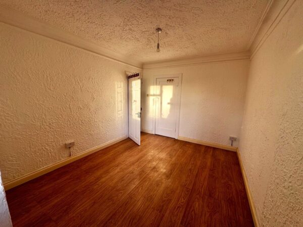 Honeypot Lane, London, NW9 9QN