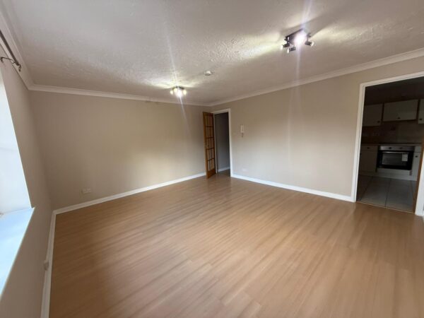 Studio, HA6