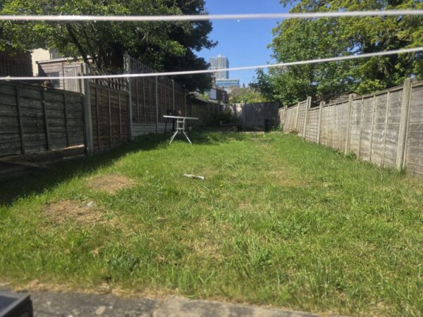 Queens Road, Watford, WD17 2NX