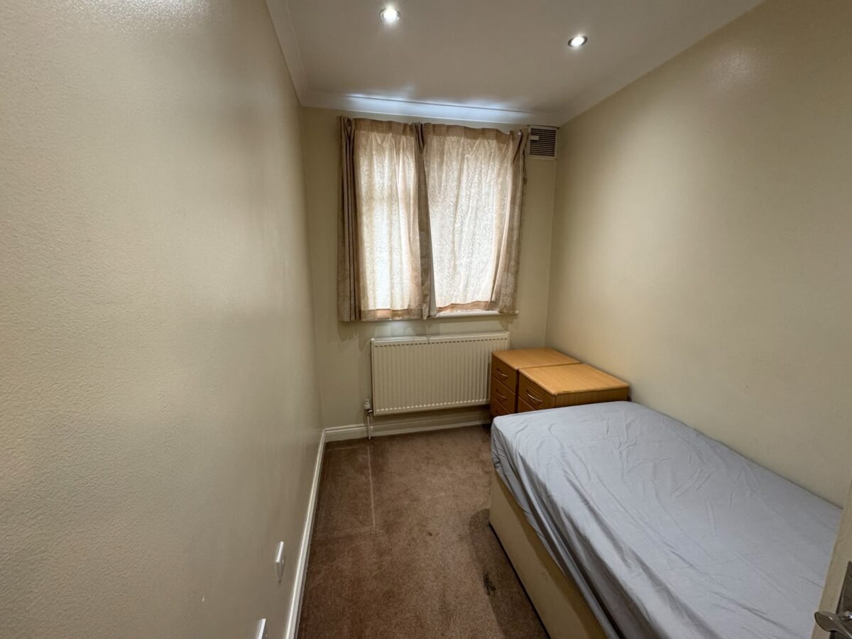 Waverley Road Harrow HA2 9RE