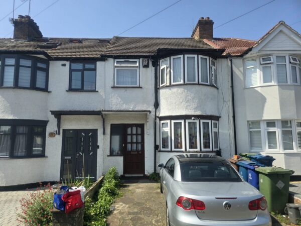 Carmelite Road, Harrow, HA3