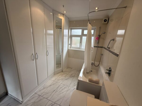 Amery Road, Harrow, Middlesex HA1 3UH